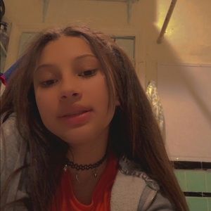 Meet your Posher, Naomi ✨🦋